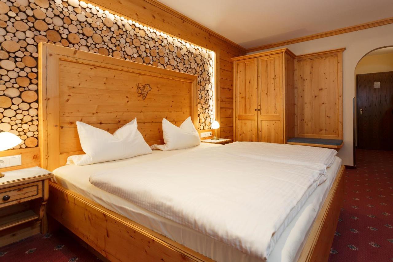 Hotel Gondel Altenkunstadt Екстериор снимка