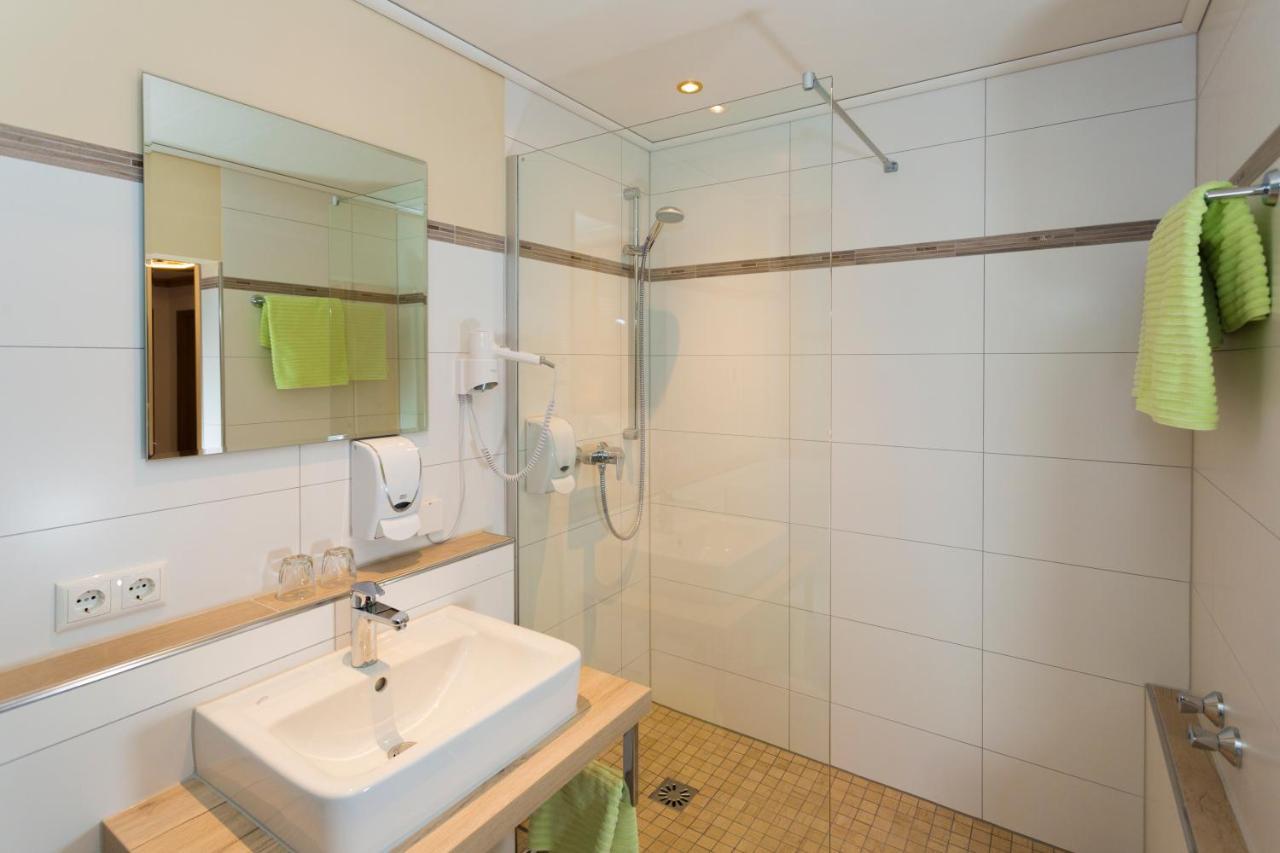 Hotel Gondel Altenkunstadt Екстериор снимка