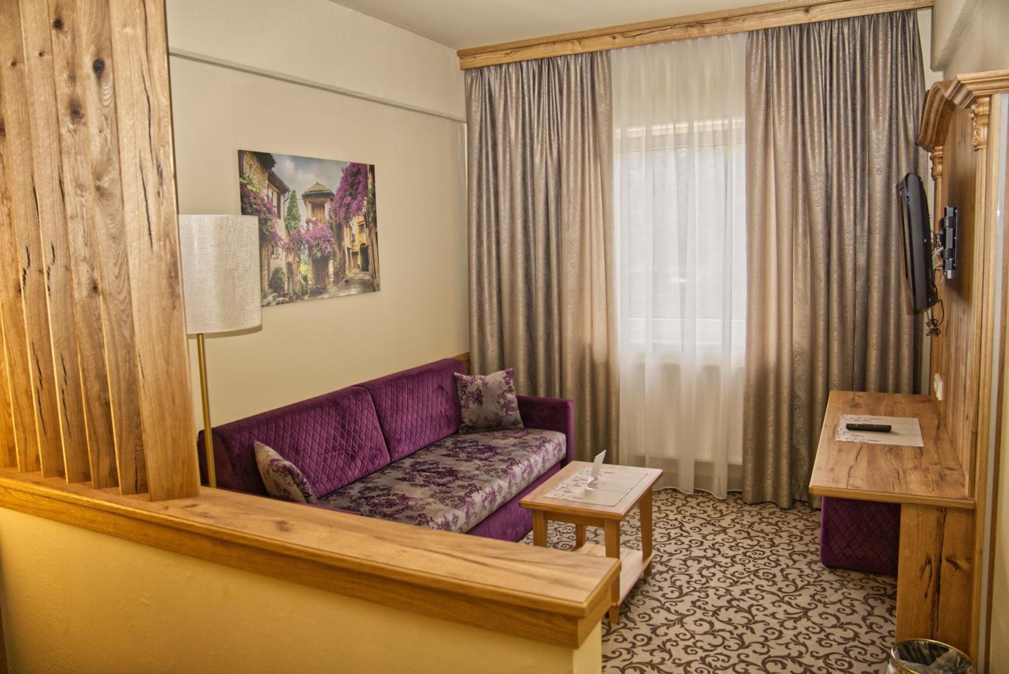 Hotel Gondel Altenkunstadt Екстериор снимка