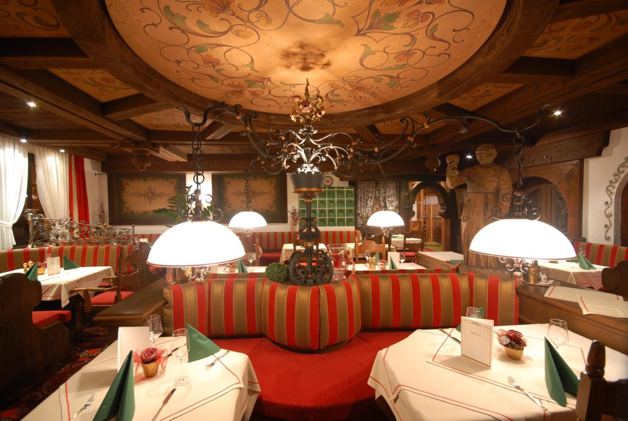 Hotel Gondel Altenkunstadt Екстериор снимка