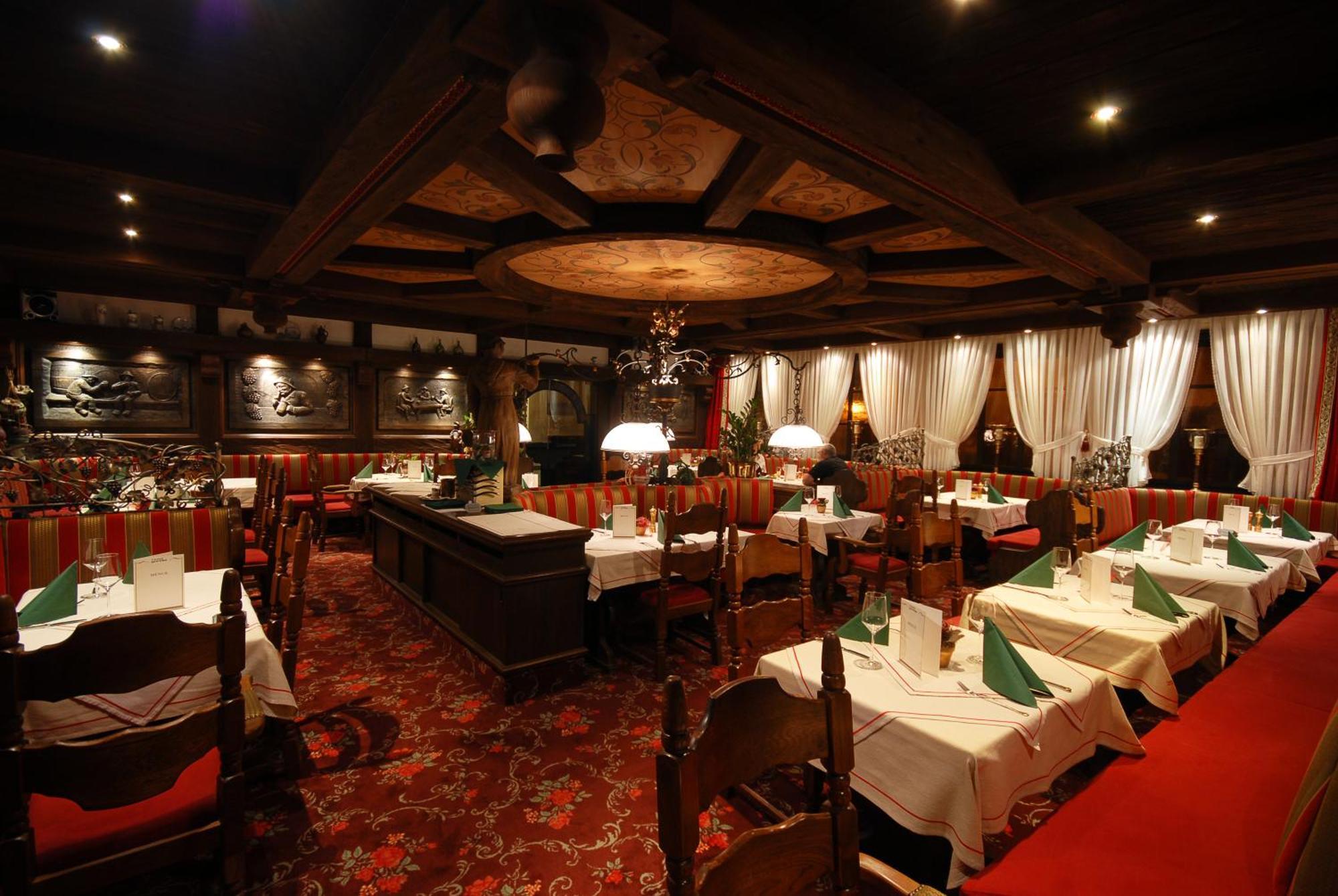 Hotel Gondel Altenkunstadt Екстериор снимка