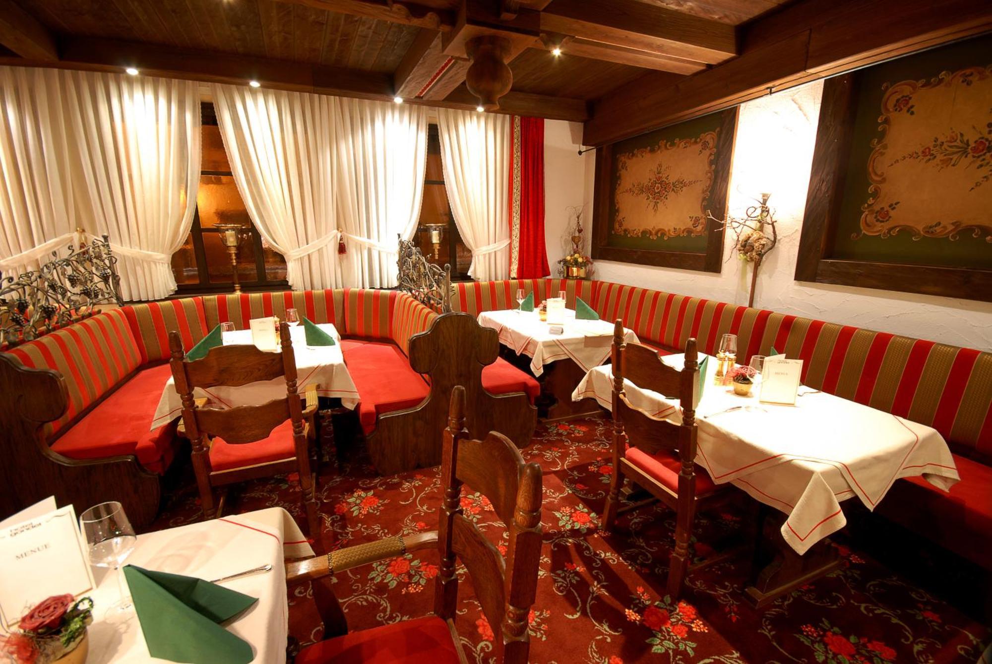 Hotel Gondel Altenkunstadt Екстериор снимка