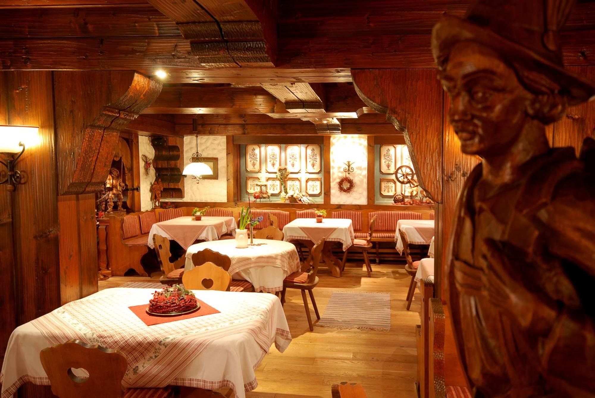 Hotel Gondel Altenkunstadt Екстериор снимка
